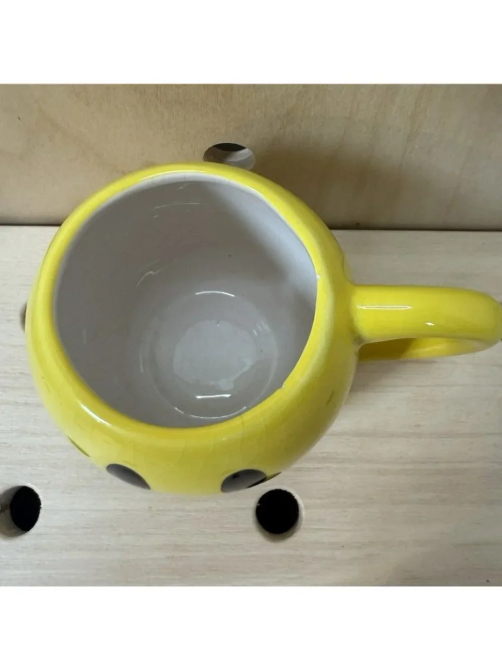 Vintage Pier 1 Yellow Wink Smile Happy Face Coffee Mug Cup Smiley Retro Style